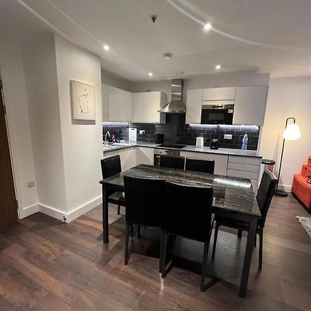 Spacious Sleep 7 Flat 20 Mins Central London Bp65 Exterior foto