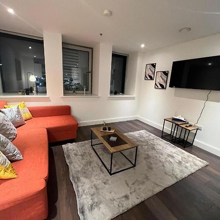 Spacious Sleep 7 Flat 20 Mins Central London Bp65 Exterior foto